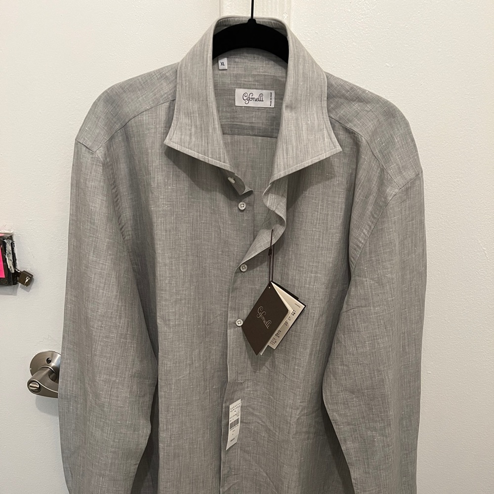 Brand NEW! NEVER Worn! Men’s XL Grey Cifonelli shirt. Purchased from Barney’s NY